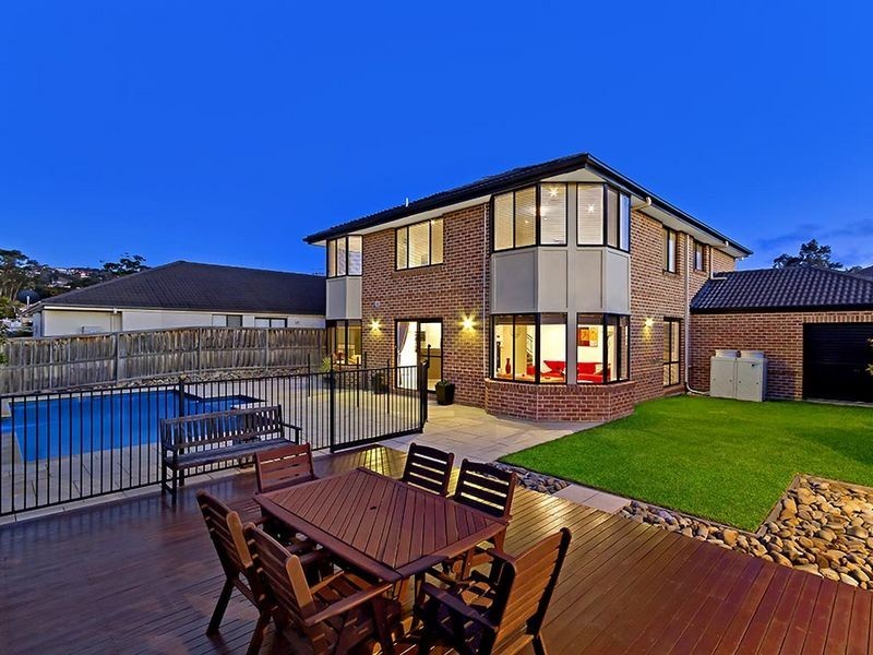 4 Churchill Street, Bateau Bay NSW 2261