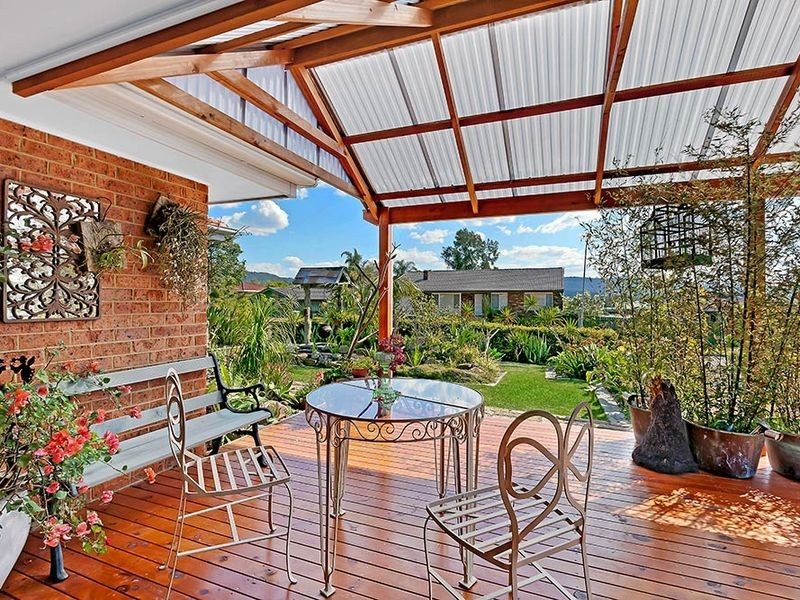 12 Premier Way, Bateau Bay NSW 2261