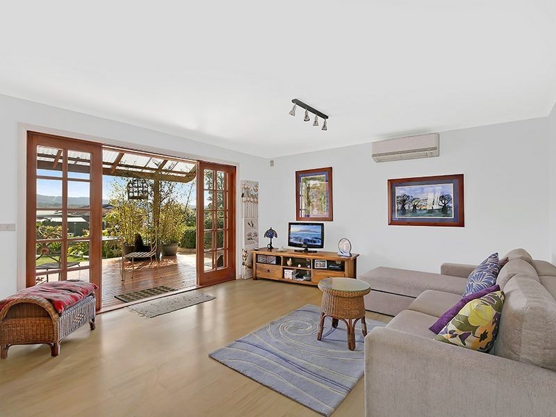 12 Premier Way, Bateau Bay NSW 2261