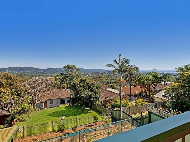 33 Kipling Drive, Bateau Bay NSW 2261