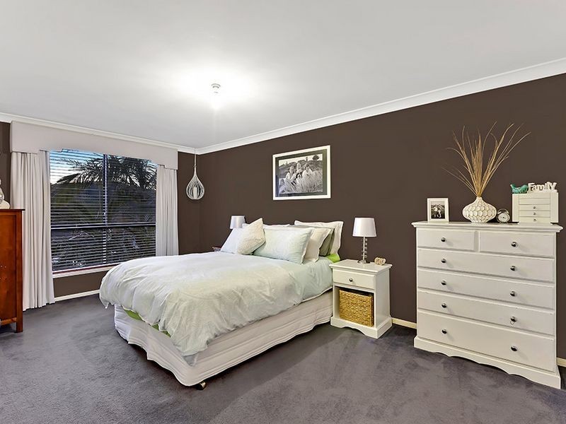 36 Scarborough Place, Bateau Bay NSW 2261