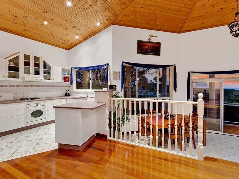 55 Berne Street, Bateau Bay NSW 2261