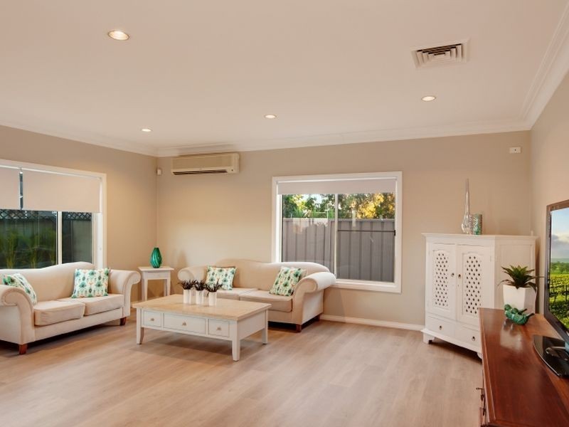 88 Bay Road, Blue Bay NSW 2261