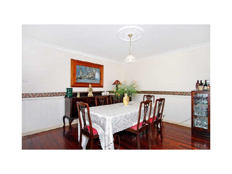 249 Cresthaven Avenue, Bateau Bay NSW 2261