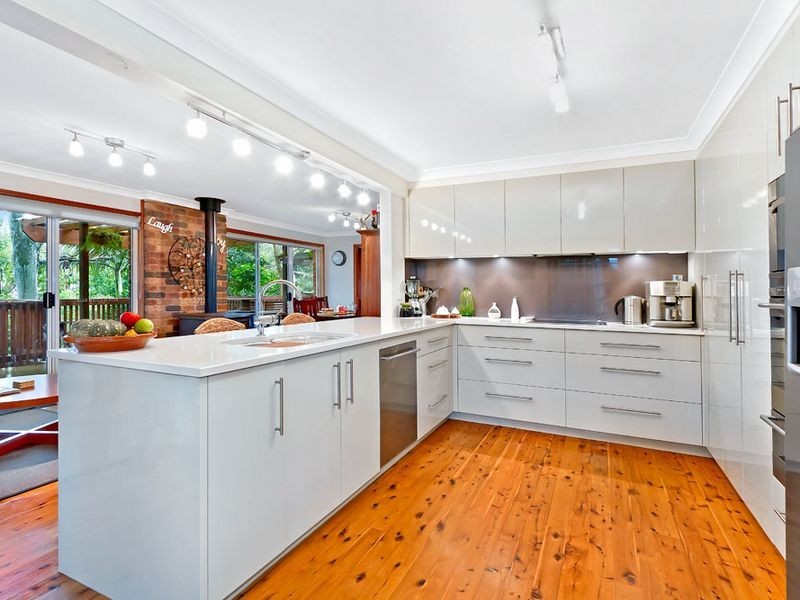 52 Berne Street, Bateau Bay NSW 2261