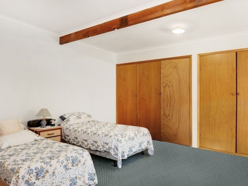 976A The Entrance Road, Forresters Beach NSW 2260