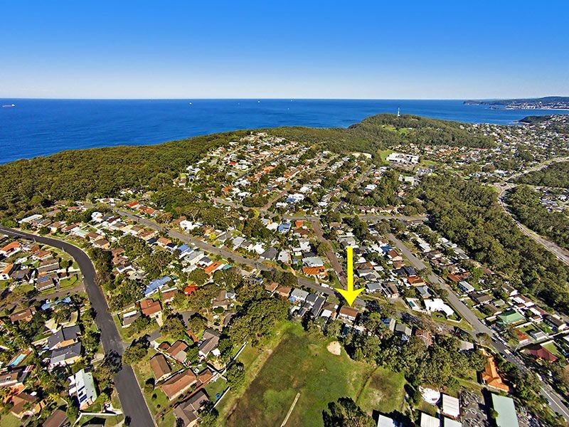 16 Keats Avenue, Bateau Bay NSW 2261
