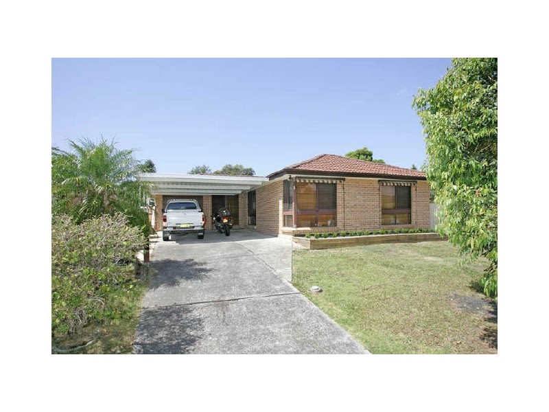 174 Cresthaven Avenue, Bateau Bay NSW 2261