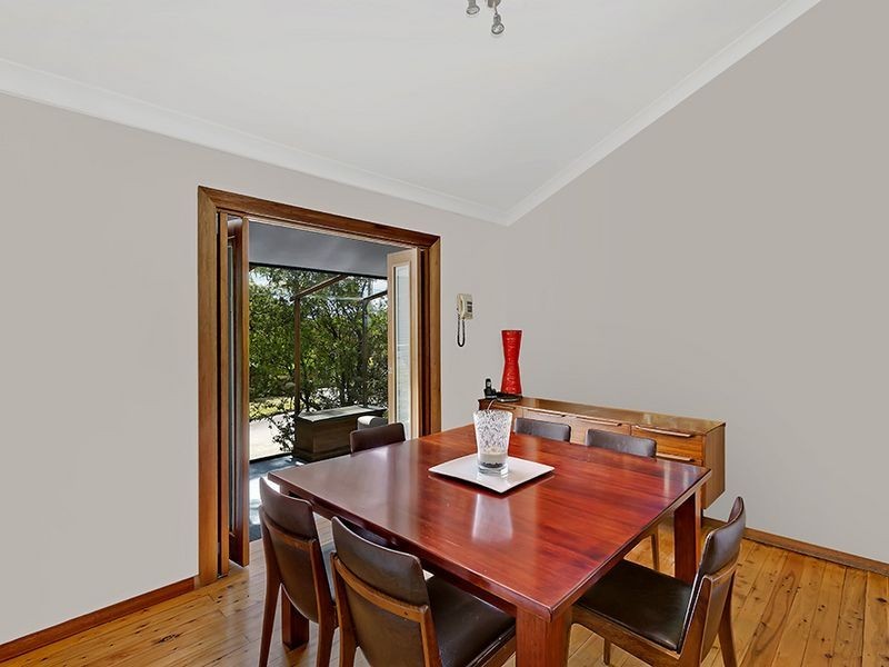 34 Curzon Avenue, Bateau Bay NSW 2261