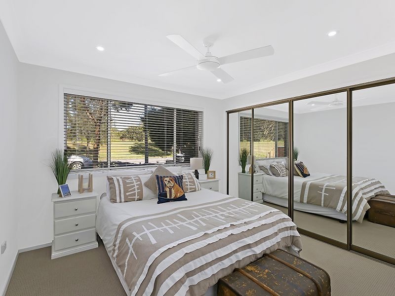 22 Malana Avenue, Bateau Bay NSW 2261