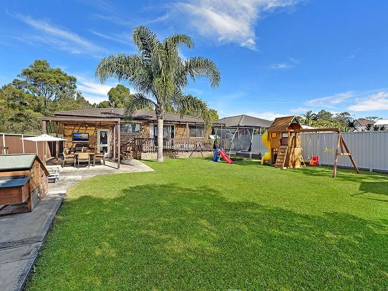 22 Malana Avenue, Bateau Bay NSW 2261