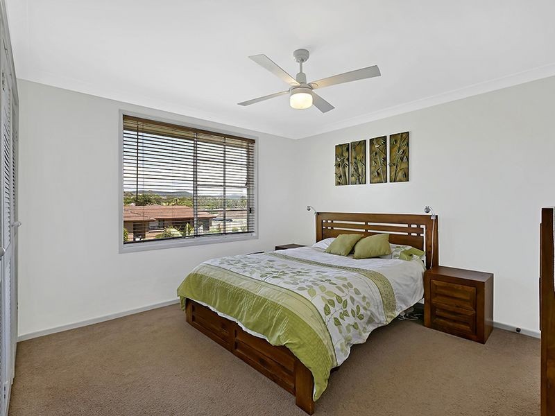 40 Murrumbidgee Crescent, Bateau Bay NSW 2261