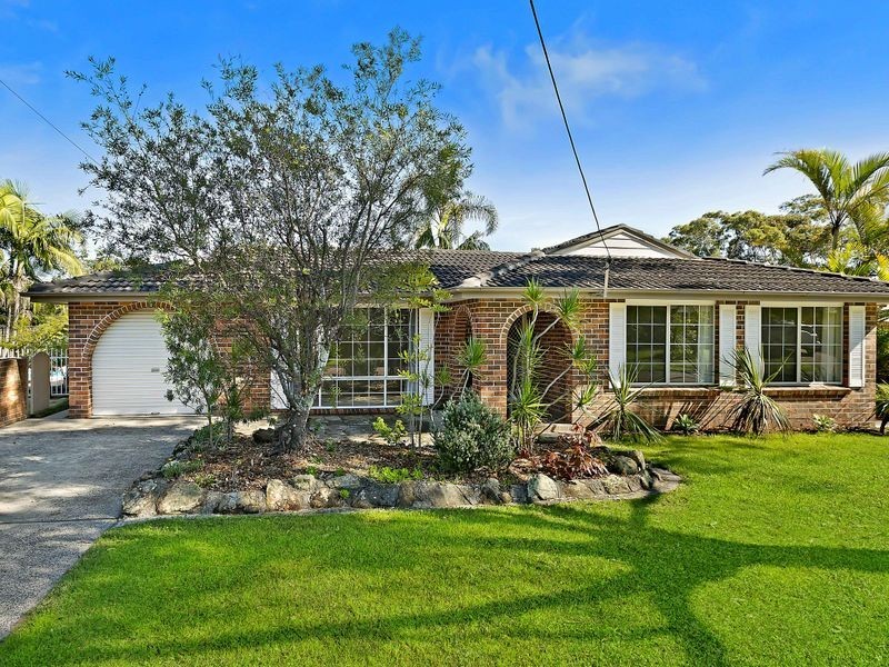 1 Compass Close, Bateau Bay NSW 2261