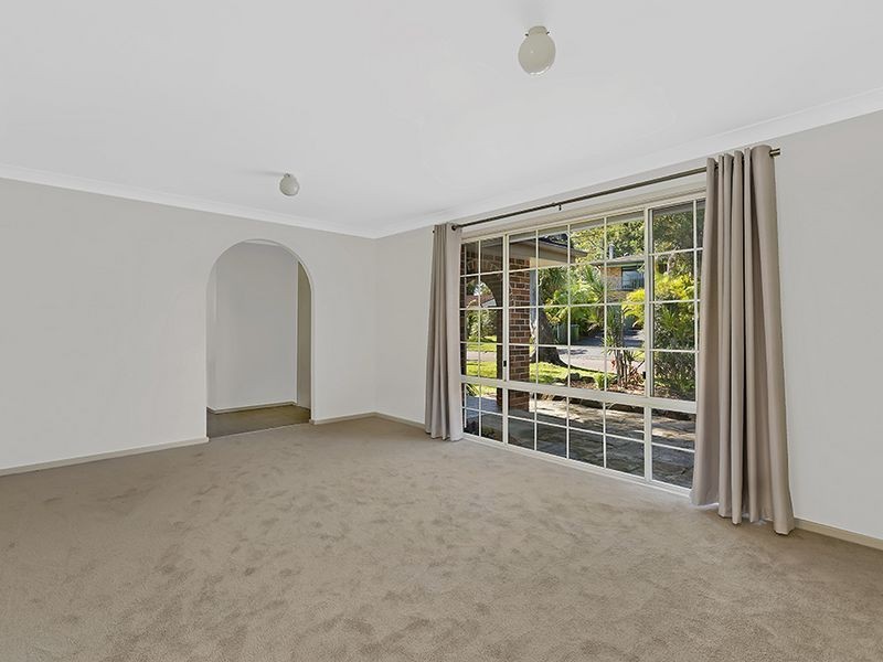 1 Compass Close, Bateau Bay NSW 2261