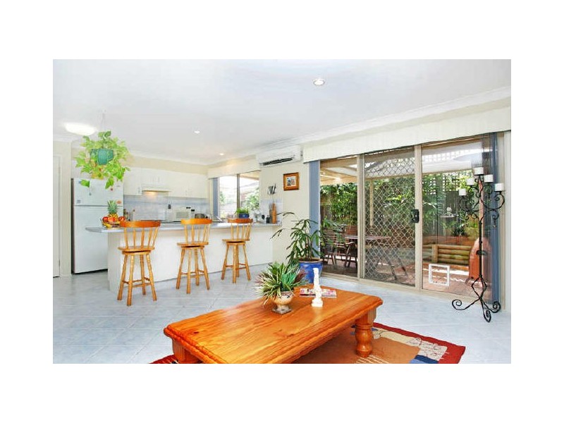 38 Sir Joseph Banks Drive, Bateau Bay NSW 2261