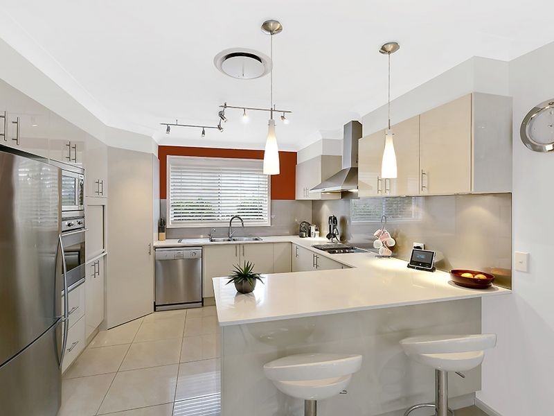 6 Bataan Cct, Bateau Bay NSW 2261