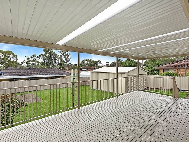 114 Cresthaven Avenue, Bateau Bay NSW 2261