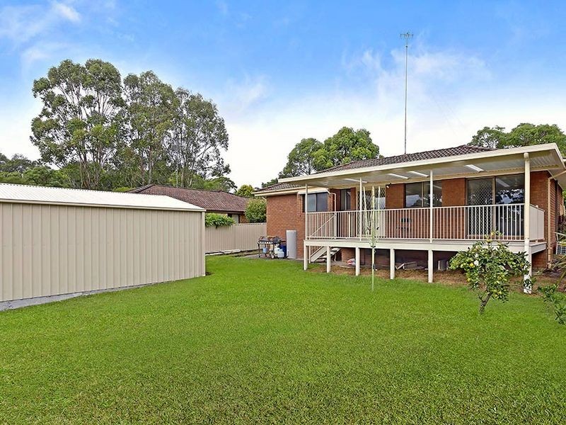 114 Cresthaven Avenue, Bateau Bay NSW 2261