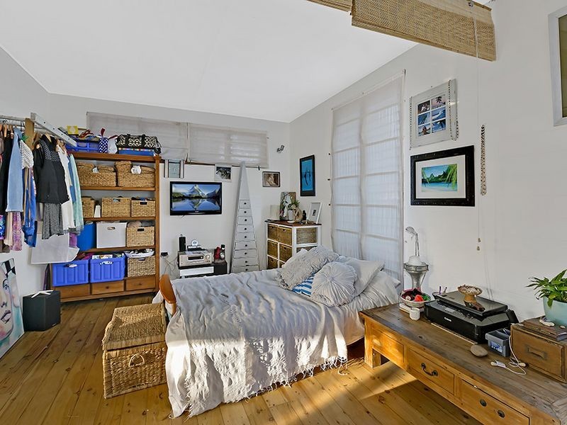 141 Bateau Bay Road, Bateau Bay NSW 2261