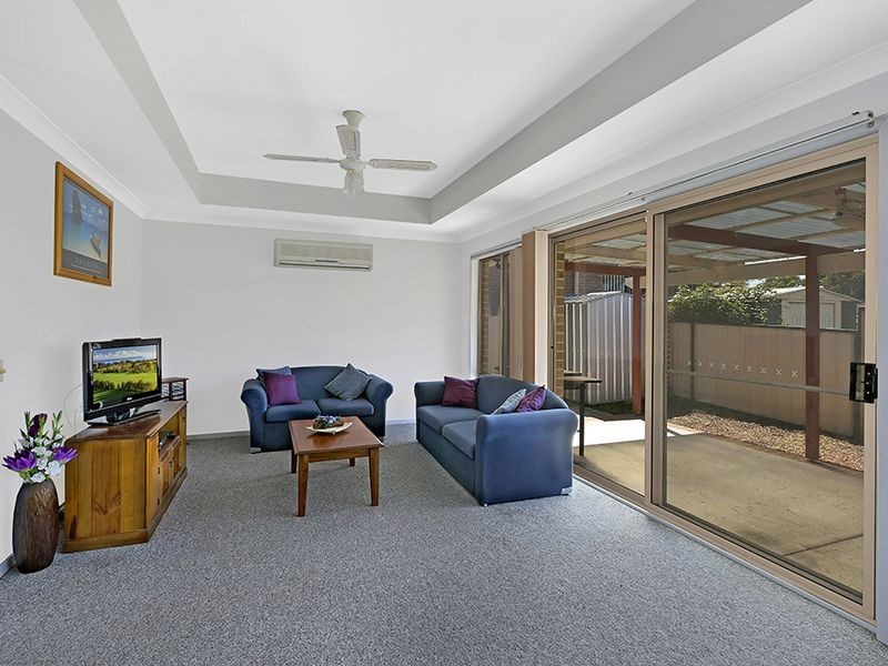 84 White Swan Ave, Blue Haven NSW 2262