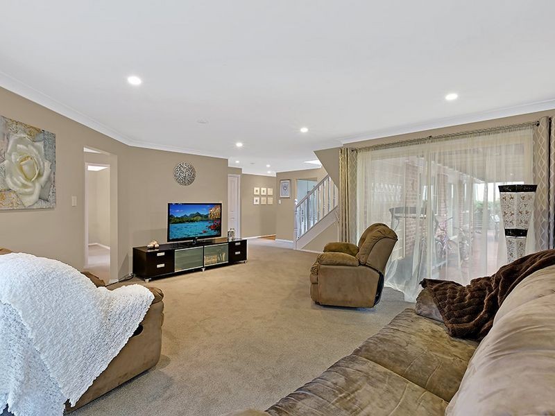 36 Lancaster Parade, Bateau Bay NSW 2261