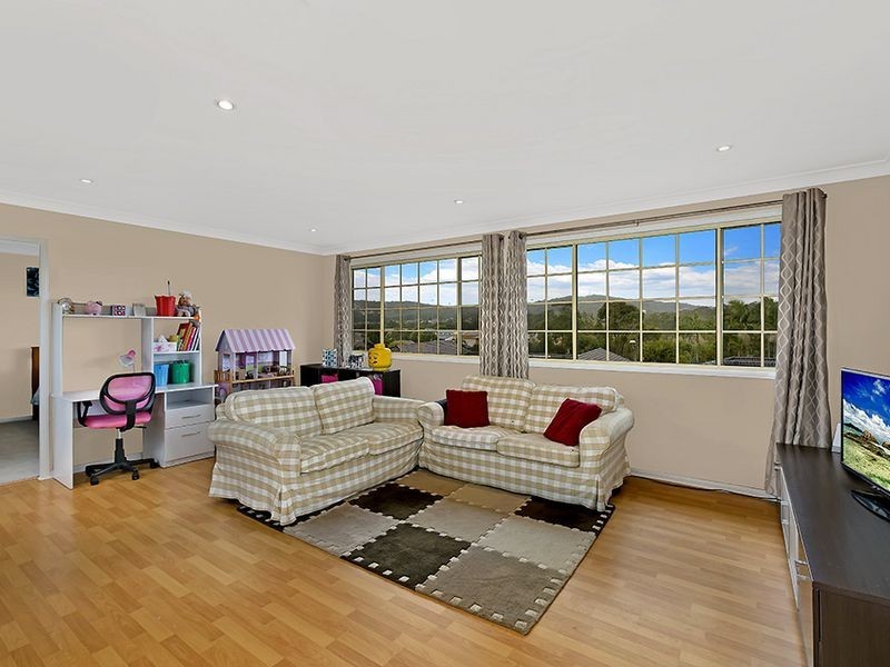 36 Lancaster Parade, Bateau Bay NSW 2261