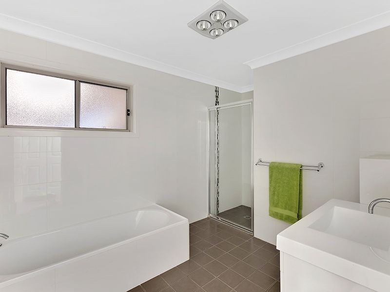 127 Eastern Road, Bateau Bay NSW 2261