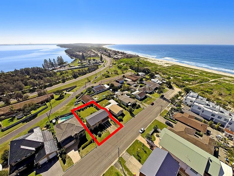 36 Coogee Avenue, The Entrance North NSW 2261