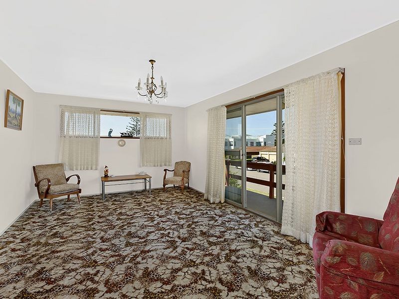 36 Coogee Avenue, The Entrance North NSW 2261