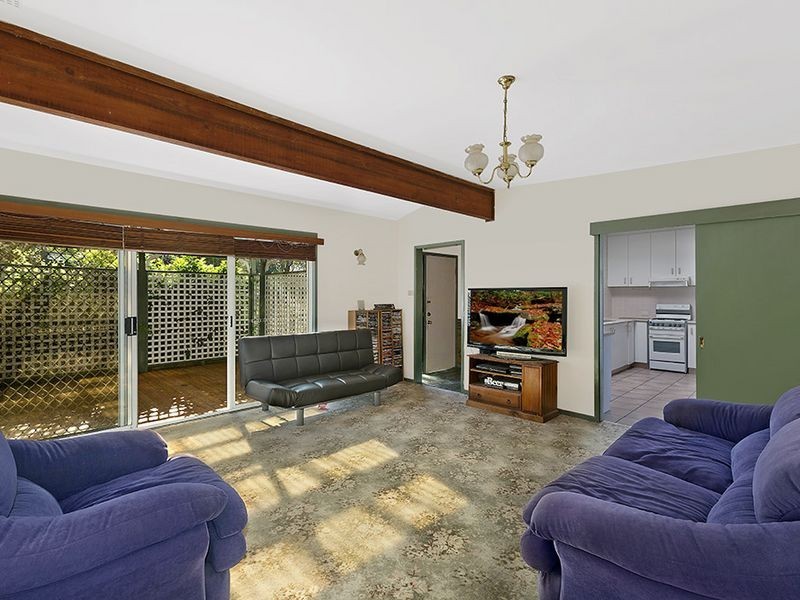 49 Valley View Road, Bateau Bay NSW 2261
