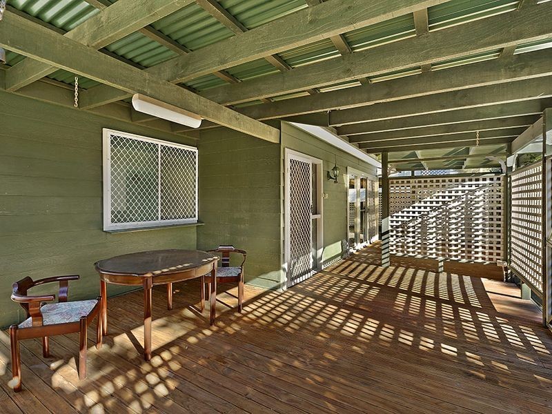 49 Valley View Road, Bateau Bay NSW 2261