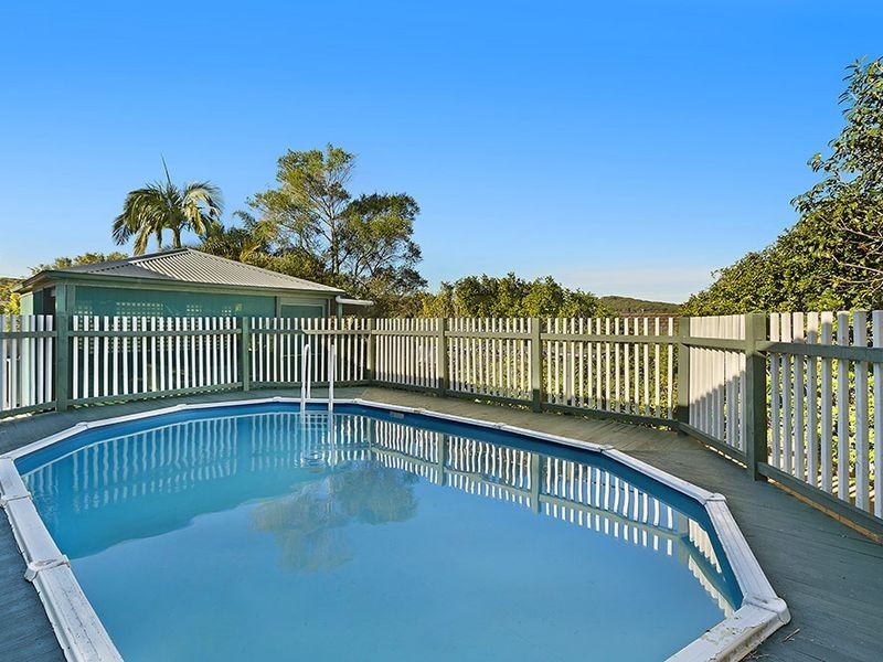 49 Valley View Road, Bateau Bay NSW 2261