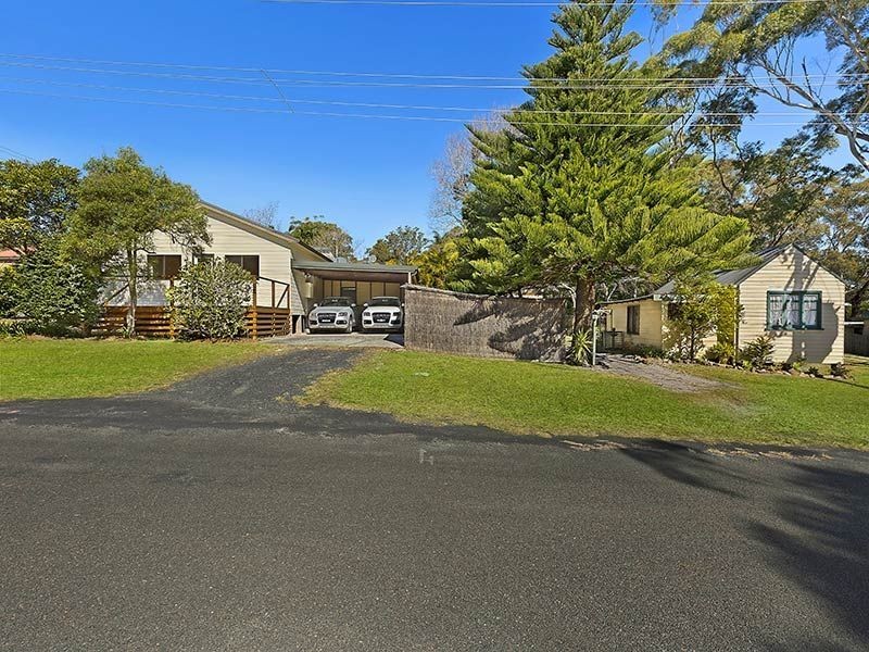 131 Bateau Bay Road, Bateau Bay NSW 2261
