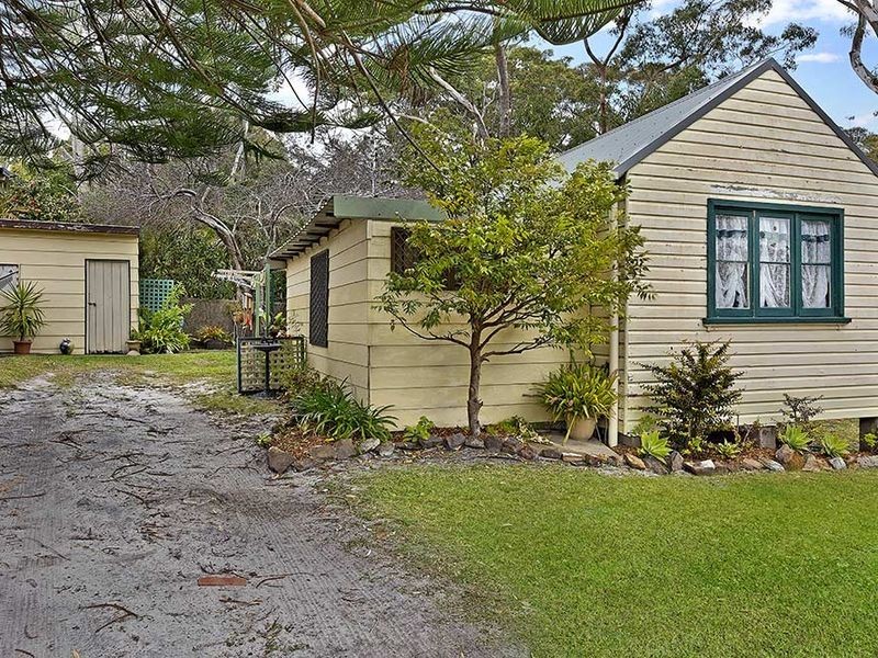 131 Bateau Bay Road, Bateau Bay NSW 2261