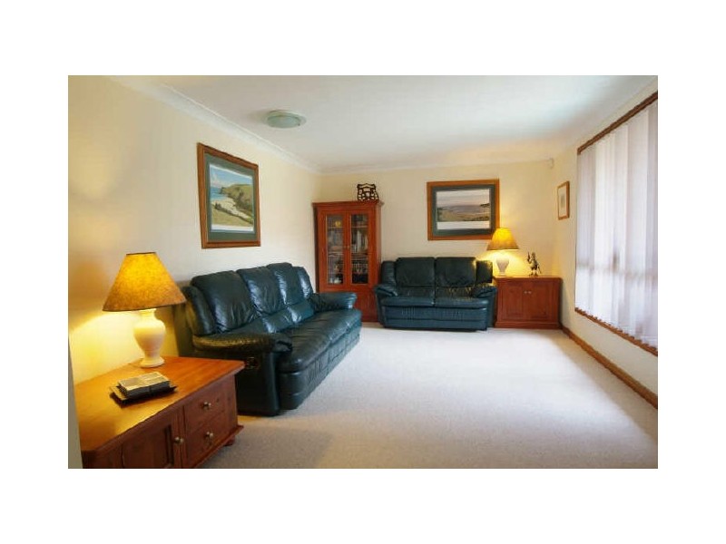 688 The Entrance Road, Bateau Bay NSW 2261