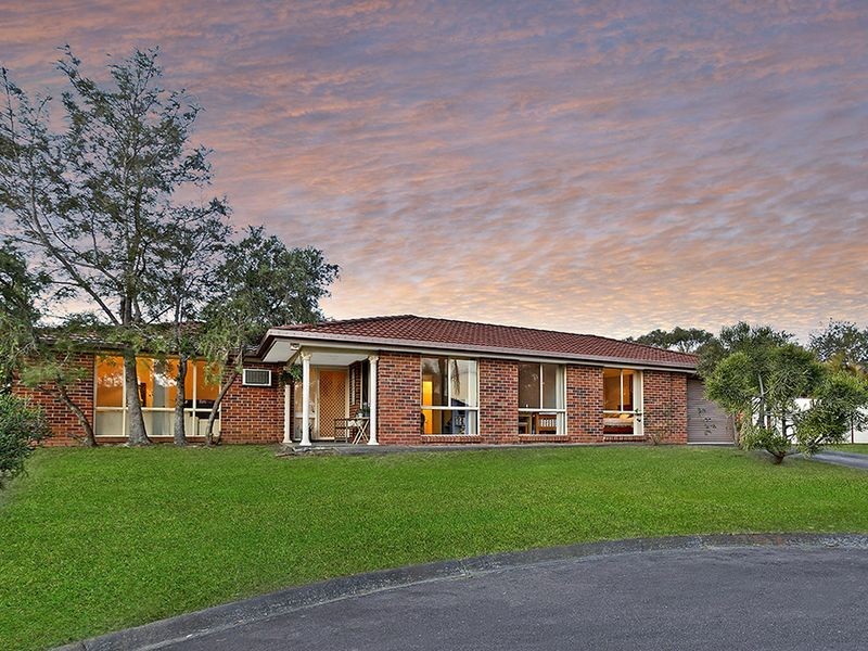 8 Ruth Place, Bateau Bay NSW 2261