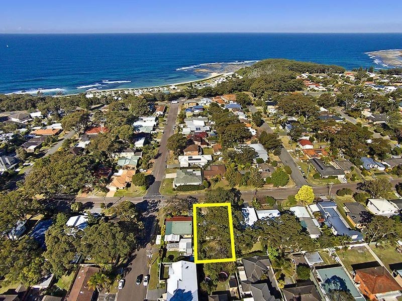25 Lakin Street, Bateau Bay NSW 2261