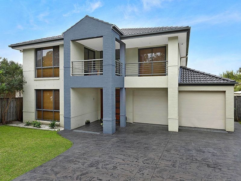 3 Passage Rd, Bateau Bay NSW 2261