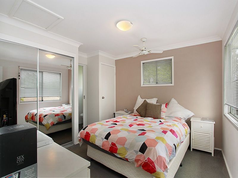 23 Laguna Parade, Berkeley Vale NSW 2261