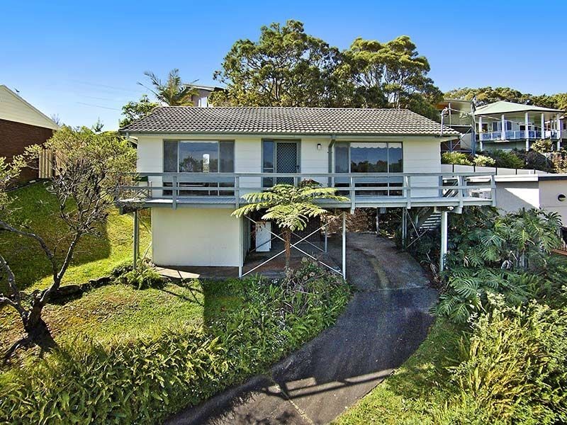 4 Valley View Road, Bateau Bay NSW 2261