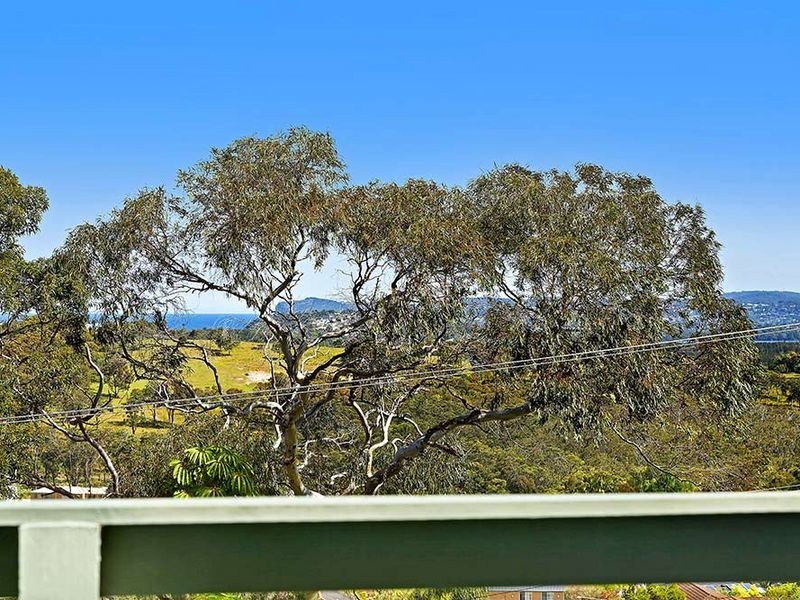 4 Valley View Road, Bateau Bay NSW 2261