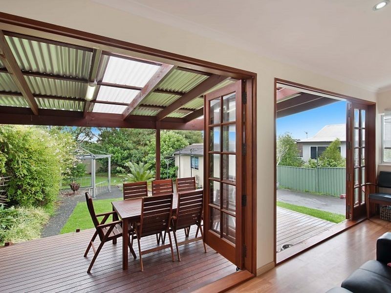 195 Bateau Bay Road, Bateau Bay NSW 2261