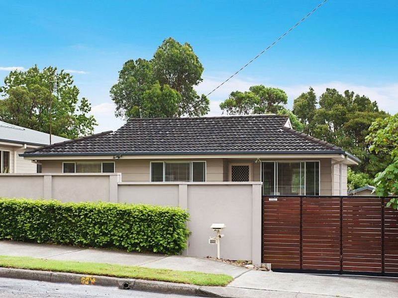 195 Bateau Bay Road, Bateau Bay NSW 2261