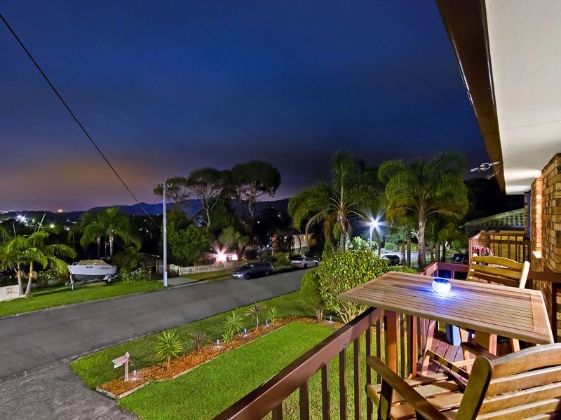 27 Anglers Drive, Bateau Bay NSW 2261