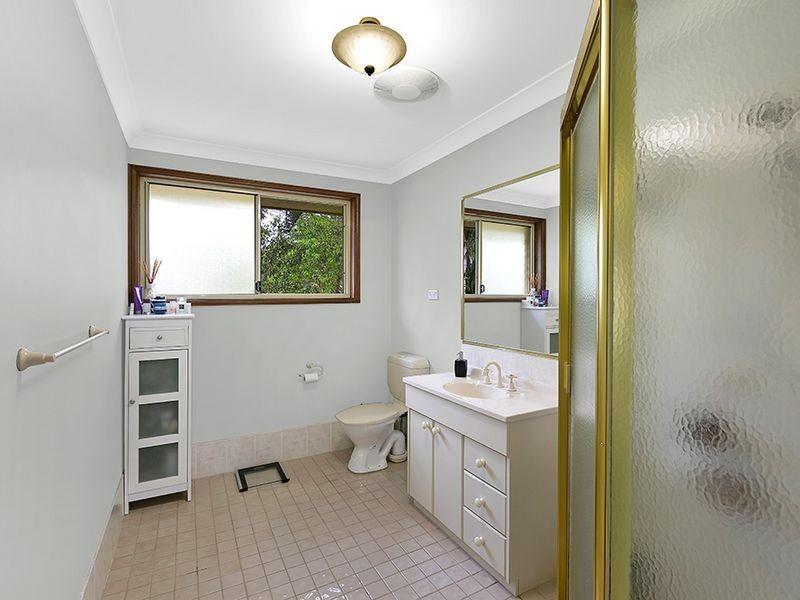 13 Patstone Street, Bateau Bay NSW 2261