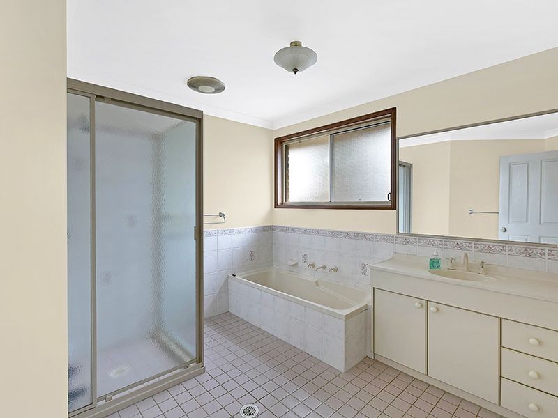 13 Patstone Street, Bateau Bay NSW 2261