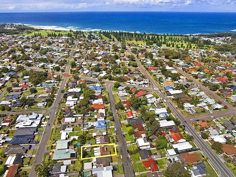 30 Bloomfield Street, Long Jetty NSW 2261