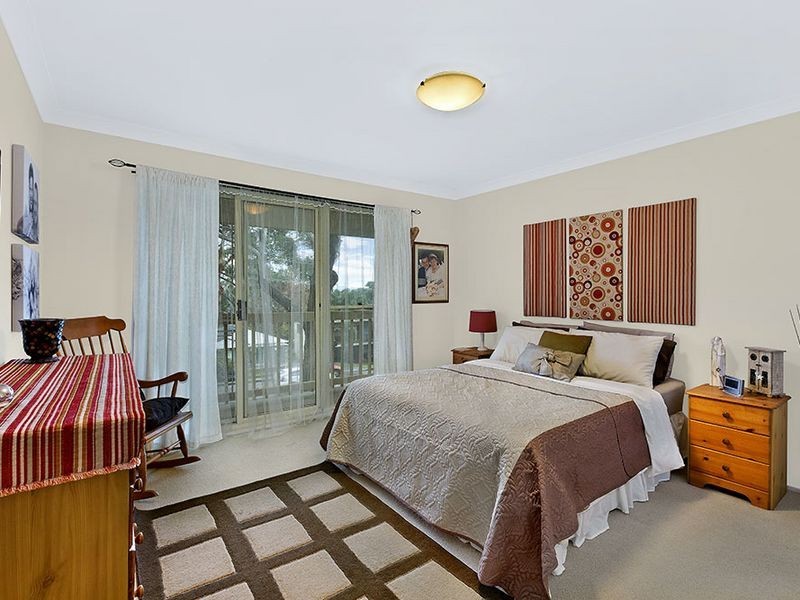 98 Lakin Street, Bateau Bay NSW 2261