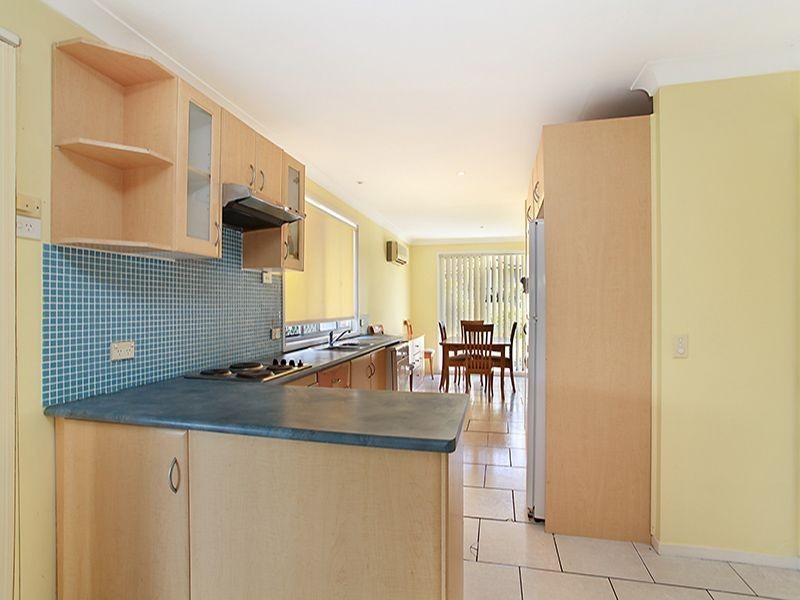 12 Cynthia Street, Bateau Bay NSW 2261