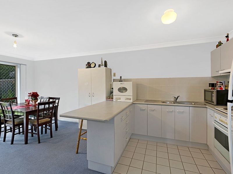 1/32 Aurora Place, Bateau Bay NSW 2261